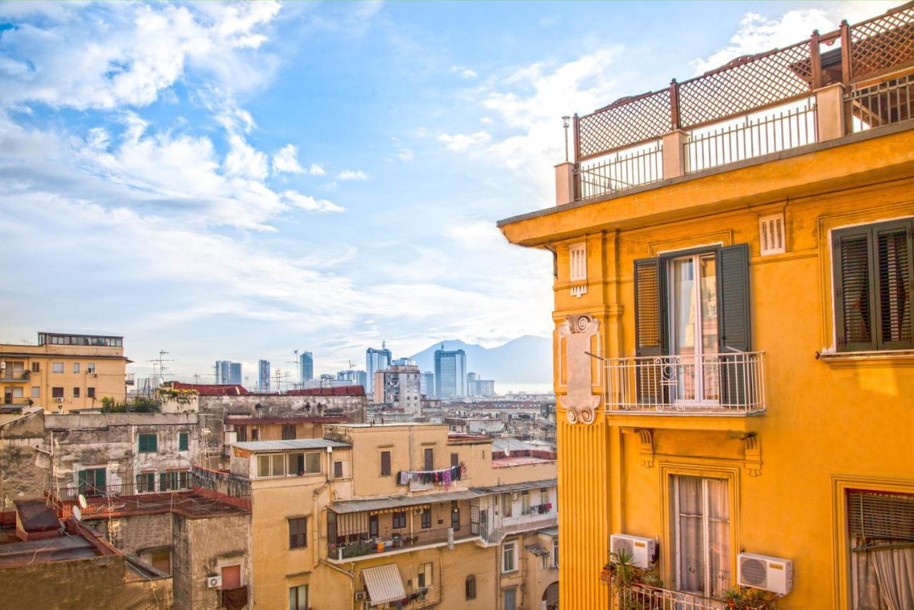 Ferdinando Arthouse Oversized Modern Apartment - By Gocce Team Napels Buitenkant foto